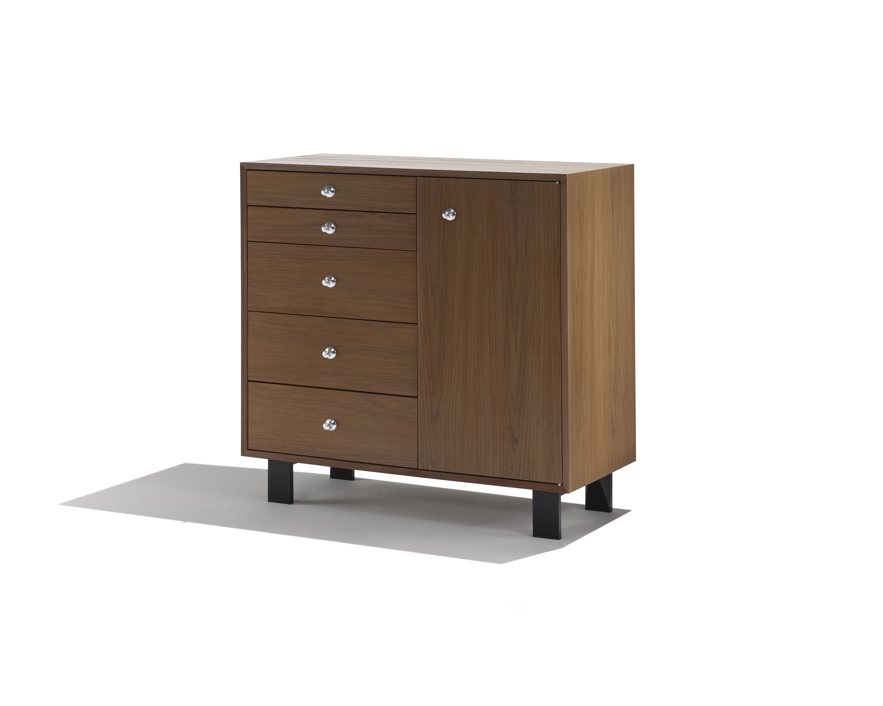 开云（中国） - 储物|储物柜|办公家具|设计师家具|尼尔森基础杂物柜